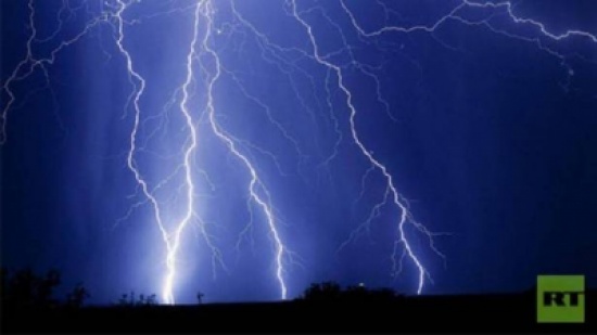 أكثر من 90 قتيلا بصواعق البرق في الهند