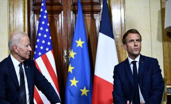 ماكرون وبايدن يتفقان على التحقق من صحة انسحاب روسيا من حدود أوكرانيا ماكرون وبايدن يتفقان على التحقق من صحة انسحاب روسيا من حدود أوكرانيا