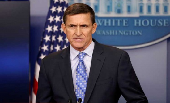 مستشار سابق لترامب يسلم بعض الوثائق للجنة المخابرات في مجلس الشيوخ