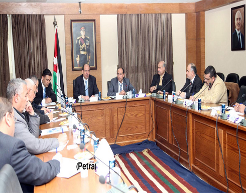 الشؤون السياسية تستضيف لقاء حواريا الشؤون السياسية تستضيف لقاء حواريا