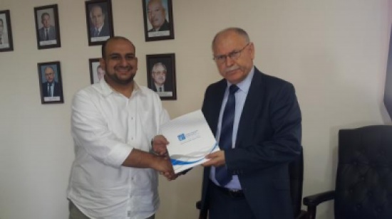 اتحاد الجامعات العربية يوقع اتفاقية لتركيب الطاقة الشمسية اتحاد الجامعات العربية يوقع اتفاقية لتركيب الطاقة الشمسية