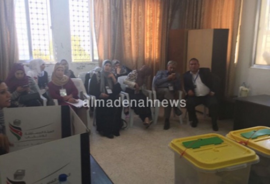 فوز حسين السمارات برئاسة بلدية لب ومليح فوز حسين السمارات برئاسة بلدية لب ومليح