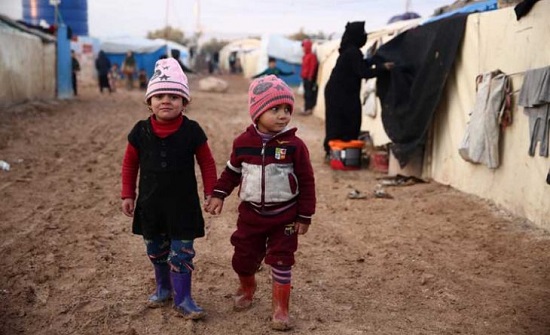 وفاة 15 طفلاً نازحاً غالبيتهم من الرضع في سوريا جراء البرد القارس وفاة 15 طفلاً نازحاً غالبيتهم من الرضع في سوريا جراء البرد القارس