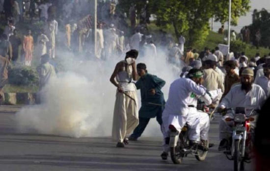 مقتل 3 مسلحين باشتباكات مع قوات الأمن الباكستانية