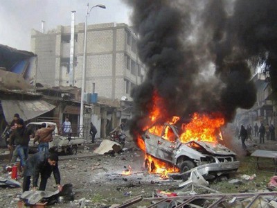 مقتل 18 شخصا على الأقل جراء تفجير سيارتين مفخختين في حلب