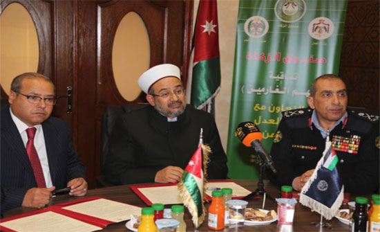 اتفاقية بين وزارتي الاوقاف والعدل والامن العام لتسديد ديون "الغارمين"في السجون اتفاقية بين وزارتي الاوقاف والعدل والامن العام لتسديد ديون "الغارمين"في السجون