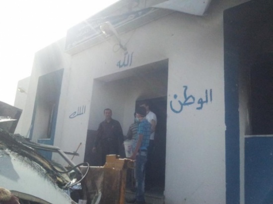 شباب فقوع ينظفون المركز الأمني