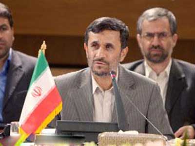 نجاد: ميدفيديف ينطق باسم المؤامرة المدبرة ضد إيران