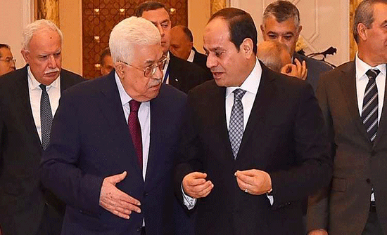 الرئيسان المصري والفلسطيني يبحثان مستجدات القضية الفلسطينية الرئيسان المصري والفلسطيني يبحثان مستجدات القضية الفلسطينية
