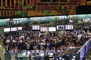 أسعار النفط تتحول للصعود بعد صدور بيانات مبيعات المنازل الامريكية أسعار النفط تتحول للصعود بعد صدور بيانات مبيعات المنازل الامريكية