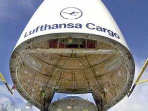 تحطم طائرة شحن تابعة لـ"لوفتهانزا" في مطار الرياض