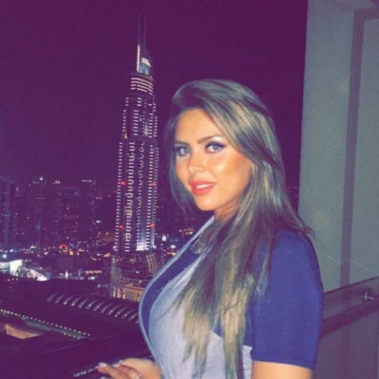 بالفيديو.. لحظة تحرش الجماهير بمذيعة «mbc» عقب مباراة السعودية والعراق بالفيديو.. لحظة تحرش الجماهير بمذيعة «mbc» عقب مباراة السعودية والعراق