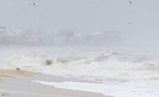 مقتل 20 شخصا على الأقل في تسونامي يضرب شواطئ إندونيسيا