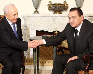 مباحثات بين مبارك وبيريز بالقاهرة    