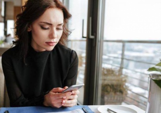 كيف تتوقفين عن مراقبة حالة Online الرجل الذي يعجبك؟ كيف تتوقفين عن مراقبة حالة Online الرجل الذي يعجبك؟