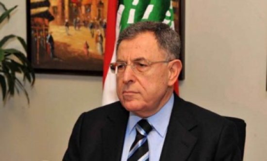 السنيورة يعود الى بيروت بعد لقاء أبو مازن في الأردن السنيورة يعود الى بيروت بعد لقاء أبو مازن في الأردن
