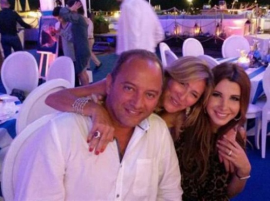 بالصور ..  نانسي عجرم تجتمع بالنجوم في " كان "