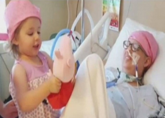 اليكم ما فعله الاطباء مع هذه السيدة كي ينقذوا حياتها من الموت المحتم