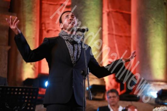 كاظم الساهر يحيي حفلا جماهيرا في جرش (صور) كاظم الساهر يحيي حفلا جماهيرا في جرش (صور)