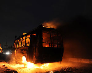 عشرات القتلى بأعمال عنف بكراتشي   