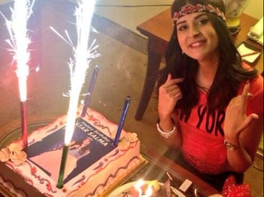 بالصور: سلمى رشيد تحتفل بعيد ميلادها 20 مع محبيها