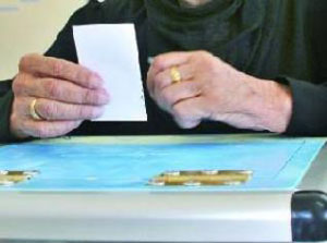 تعزيز دور المراة ومشاركتها في الانتخابات البرلمانية 
