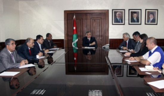 وزير الصحة يقترح تشغيل مستشفيات مجهزة على انشاء جديدة بالأزرق وزير الصحة يقترح تشغيل مستشفيات مجهزة على انشاء جديدة بالأزرق