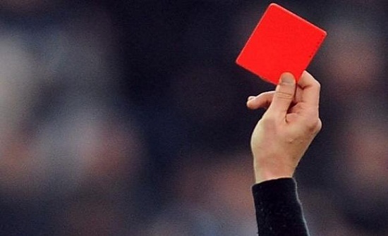 لاعب يقتل حكما بعدما طرده - فيديو لاعب يقتل حكما بعدما طرده - فيديو