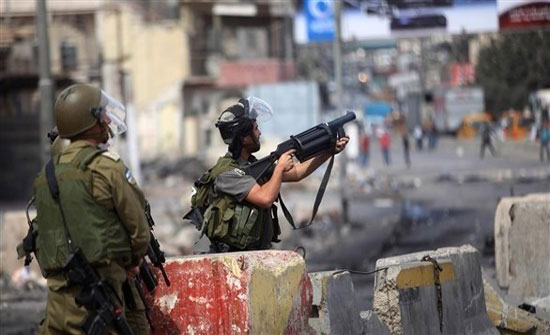 إصابة شابين فلسطينيين برصاص الاحتلال في حلحول إصابة شابين فلسطينيين برصاص الاحتلال في حلحول