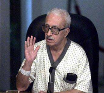 طارق عزيز: اوباما منافق ويترك العراق للذئاب