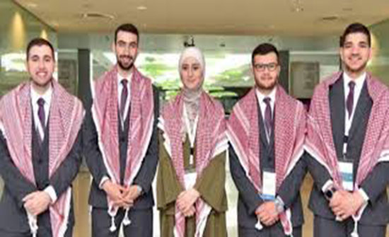 جامعة الأميرة سمية بطلة الدولية الخامسة للمناظرات جامعة الأميرة سمية بطلة الدولية الخامسة للمناظرات