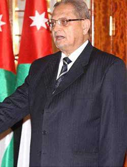 وزير الاوقاف يفتتح توسعة مسجد عمر في الزرقاء