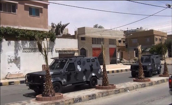 الأمن يعود لمعان ومحاصرة منزل في اذرح الأمن يعود لمعان ومحاصرة منزل في اذرح