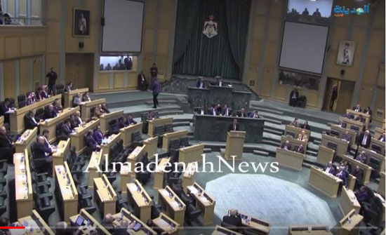 نواب: سيتم تشكيل لجنة نيابية للوقوف على حادثة مستشفى السلط