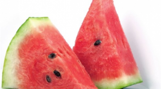 القيم الغذائية في أهم فواكه الصيف القيم الغذائية في أهم فواكه الصيف