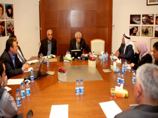 أمين عمان يلتقي مجلس إعمار الطفيلة