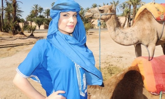 بالصور..  باربي بشرية تعيش في دبي يتابعها أكثر من مليون على إنستغرام