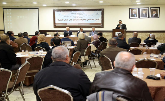 امين عام وزارة المياه يفتتح ورشة "التغير المناخي والفيضانات وأثره على البنى التحتية"