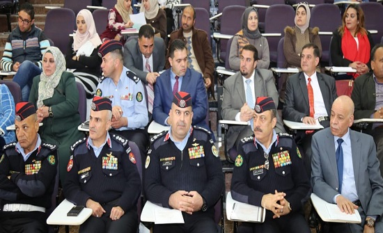 ندوة توعية بجامعة مؤتة عن حوادث المرور ندوة توعية بجامعة مؤتة عن حوادث المرور