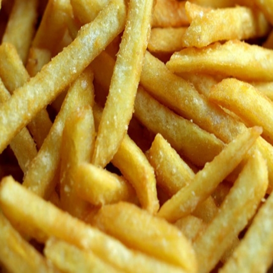 حيل بسيطة تمنع امتصاص البطاطس للزيت أثناء قليها