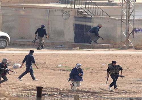 عقب حصار انتهى باقتحامها.."الحر" يسيطر على كتيبة حدودية