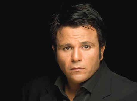 محمد فؤاد ترزي وسائق تاكسي ولا يتخيل نفسه توم كروز 