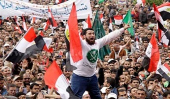 منصة الشرعية والشريعة: 4 مليون متظاهر حتى الآن منصة الشرعية والشريعة: 4 مليون متظاهر حتى الآن