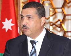 وزير البلديات يتفقد عددا من المشروعات في جرش 