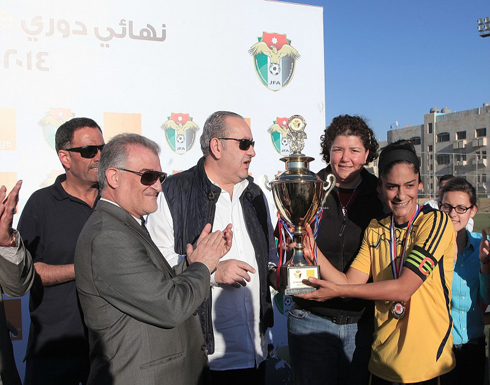 بالصور: عمان بطلا لدوري السيدات بكرة القدم بالصور: عمان بطلا لدوري السيدات بكرة القدم