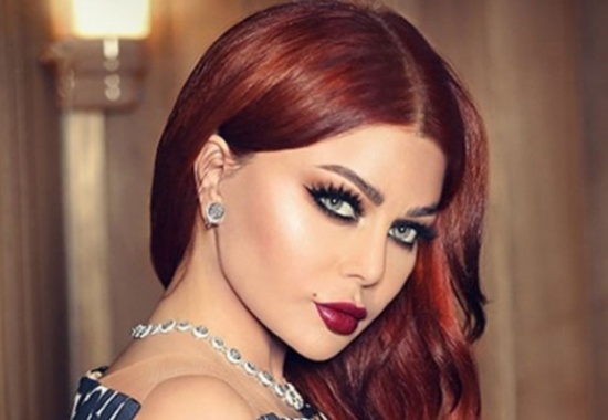 بالفيديو : بسبب صورة غير لائقة مع هيفاء وهبي اعلامي لبناني شهير كاد ان يفقد زواجه بالفيديو : بسبب صورة غير لائقة مع هيفاء وهبي اعلامي لبناني شهير كاد ان يفقد زواجه