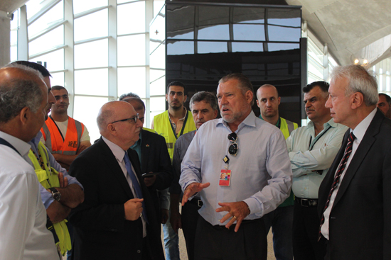وزير النقل ونظيره المصري يتفقدان موقع الخط الملاحي "مارينا دهب"