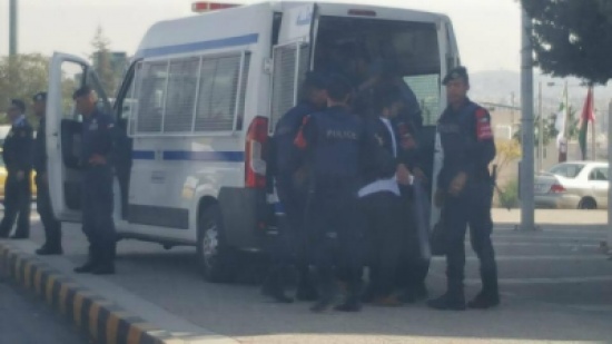 الإفراج عن 15 معتصماً تم توقيفهم من أمام رئاسة الوزراء