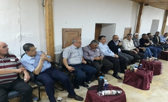 سلطة وادي الاردن تدعو المزارعين لزراعة نوعيات ذات مردود اقتصادي سلطة وادي الاردن تدعو المزارعين لزراعة نوعيات ذات مردود اقتصادي