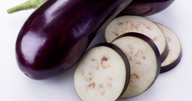 الباذنجان يقاوم السرطان ويقوى العظام ويخفض الكولسترول